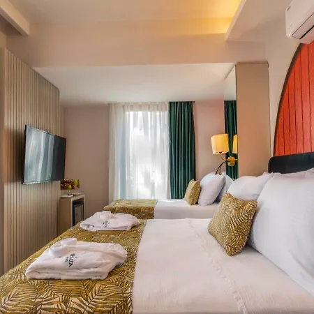 Hotel La Benata 5*